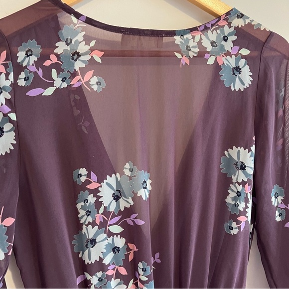 Altar’d State Women’s Floral Romper size Small Sheer Purple Flowing Sleeves - Picture 11 of 13